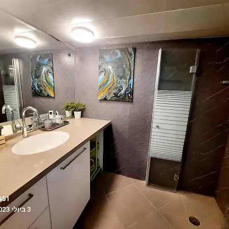 Sea View Suites - דירות נופש עם מקלט Caesarea Exterior photo