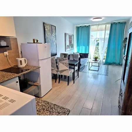 Sea View Suites - דירות נופש עם מקלט Caesarea Exterior photo