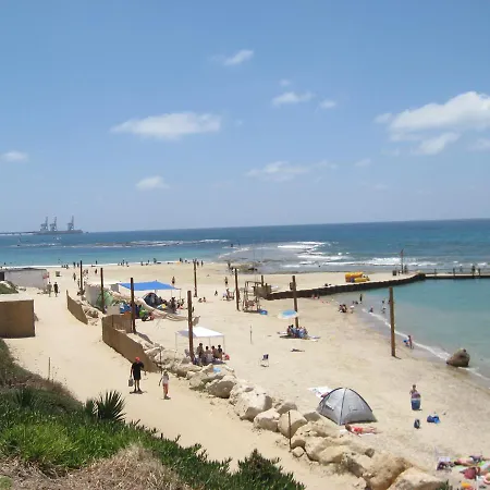 Sea View Suites - דירות נופש עם מקלט Caesarea Exterior photo