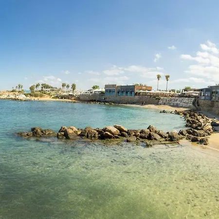 Sea View Suites - דירות נופש עם מקלט Caesarea Exterior photo