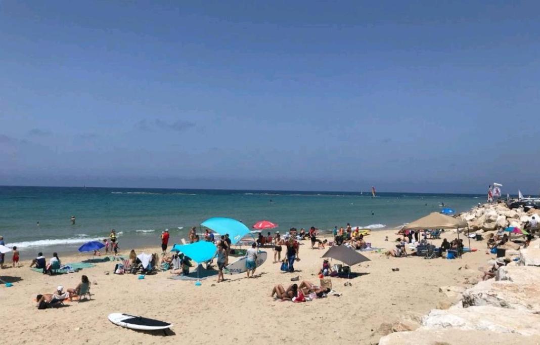 Apartment Sea View - נופש עם מקלט