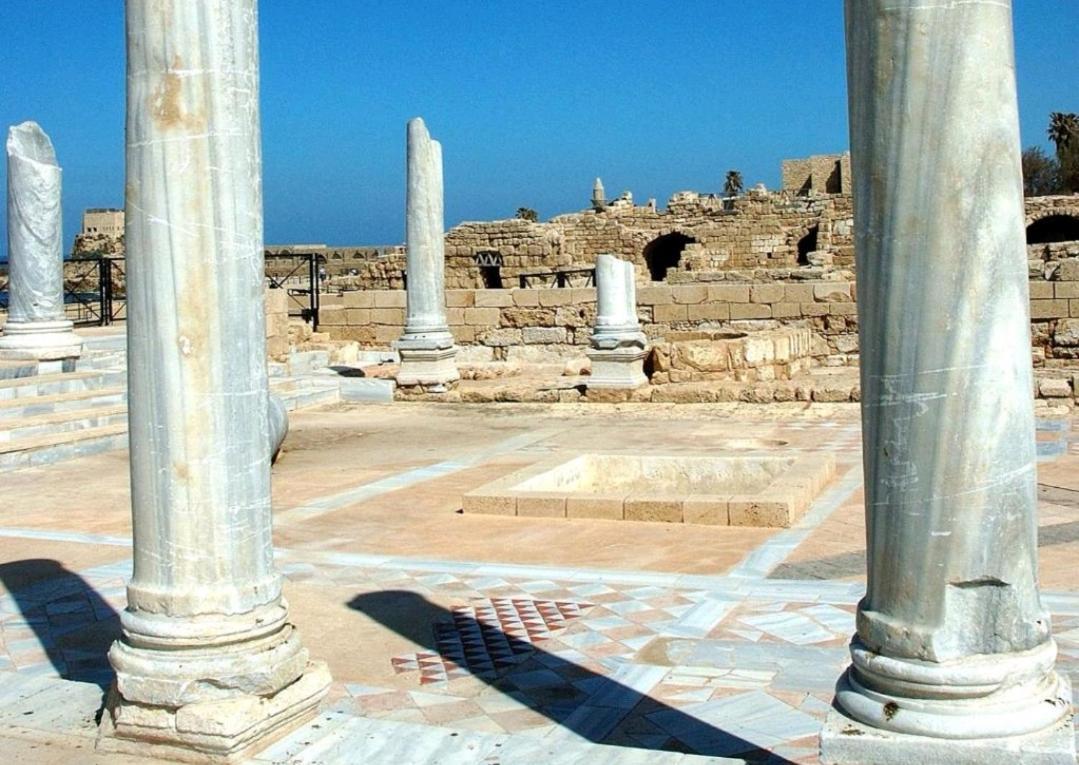 Sea View - נופש עם מקלט * Caesarea
