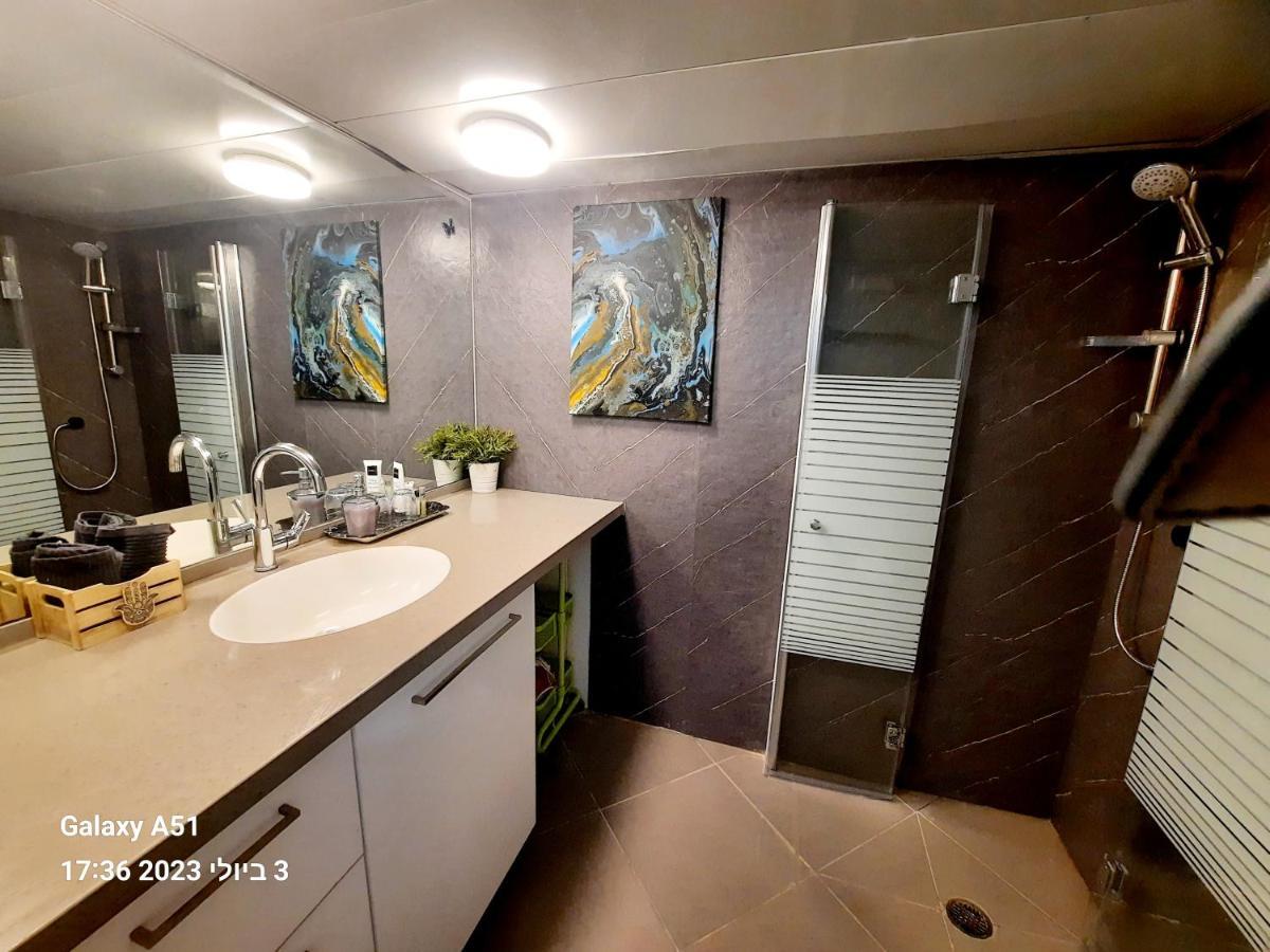 Apartment Sea View - נופש עם מקלט Caesarea