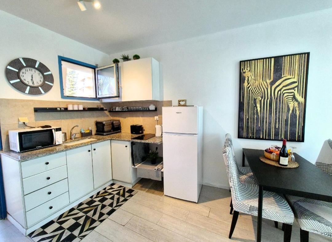 Apartment Sea View - נופש עם מקלט Caesarea